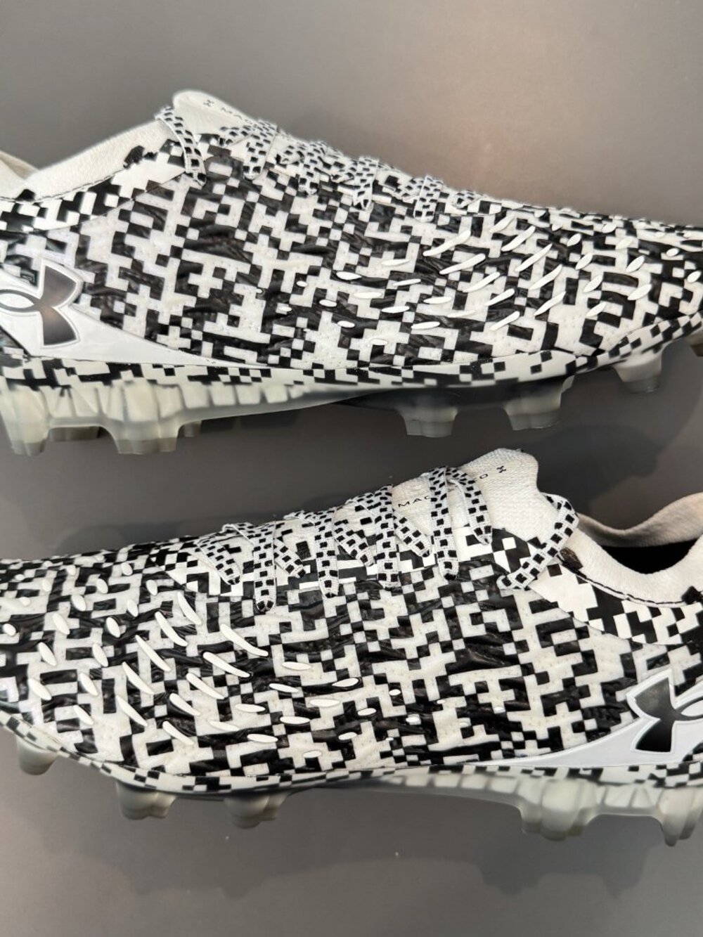 Under Armour Magnetico Elite 5 FG 2025 6000544-002 Womens Size 9 / Mens Size 8